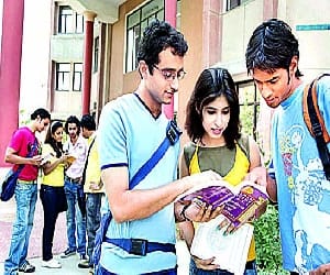 No scholorship for ten lakh students.